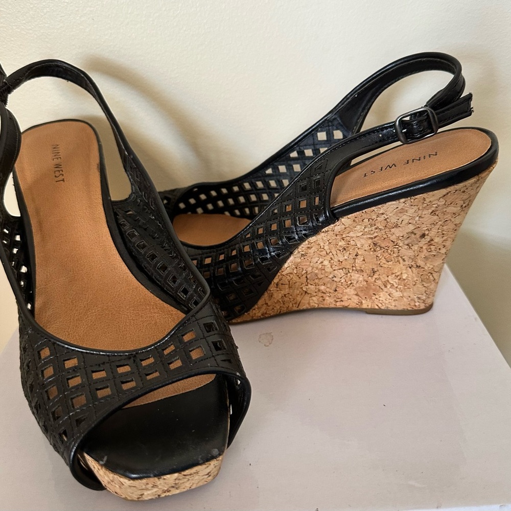 Nine West Black and Tan Wedge Sandals